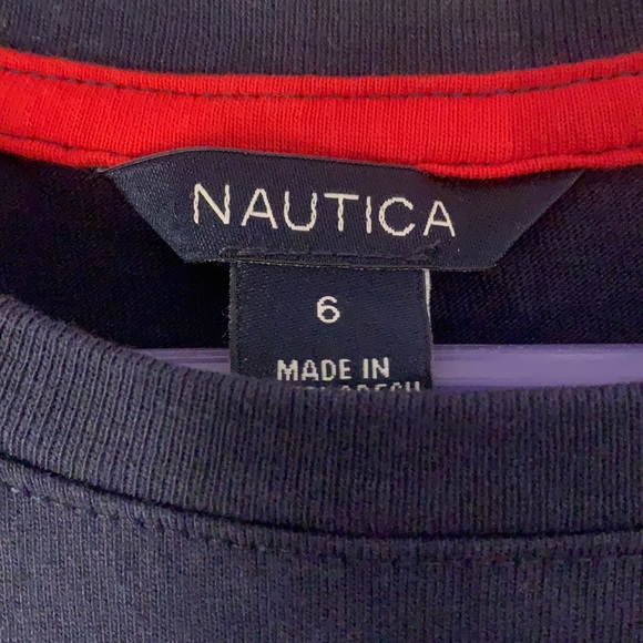 Nautica - Picture 4 of 5